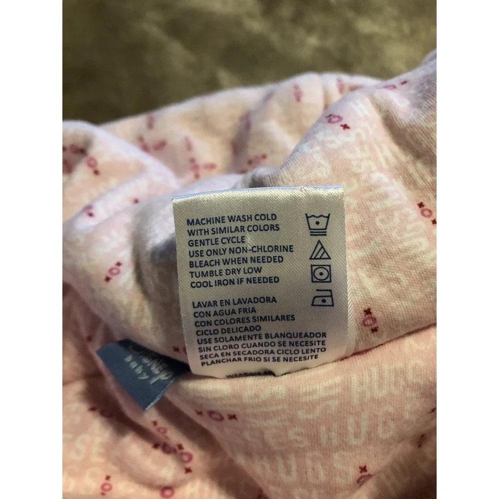 Disney Baby Snowsuit Girls 3/6 Mos Winnie The Pooh Pink EUC Beautiful soft